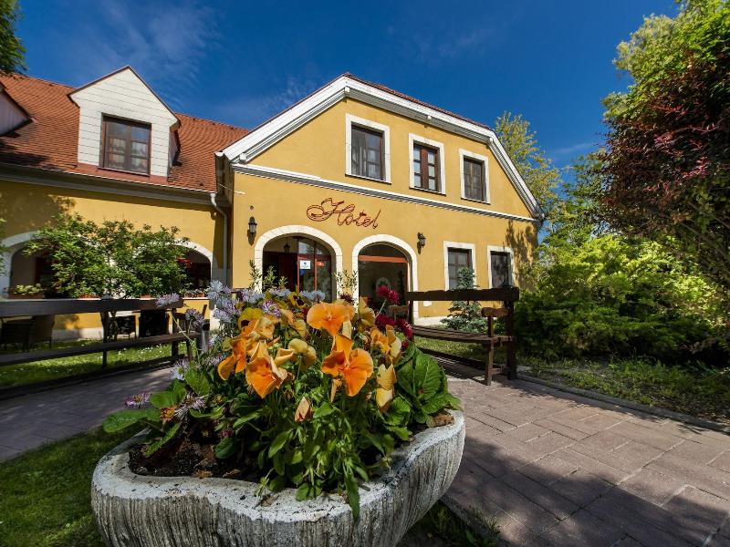 Gastland M0 Hotel & Conference Center image