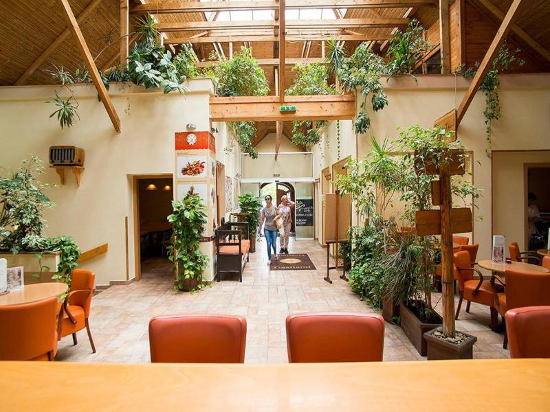 Gastland M0 Hotel & Conference Center image