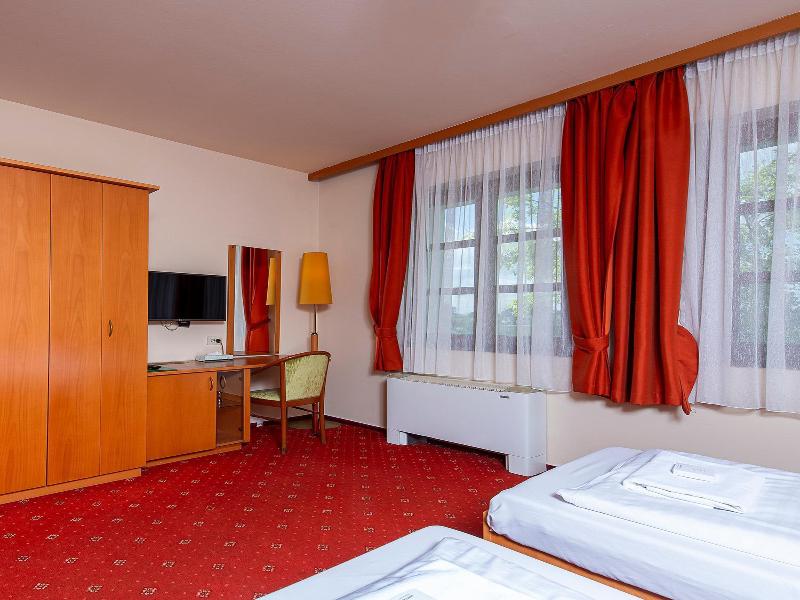Gastland M0 Hotel & Conference Center image