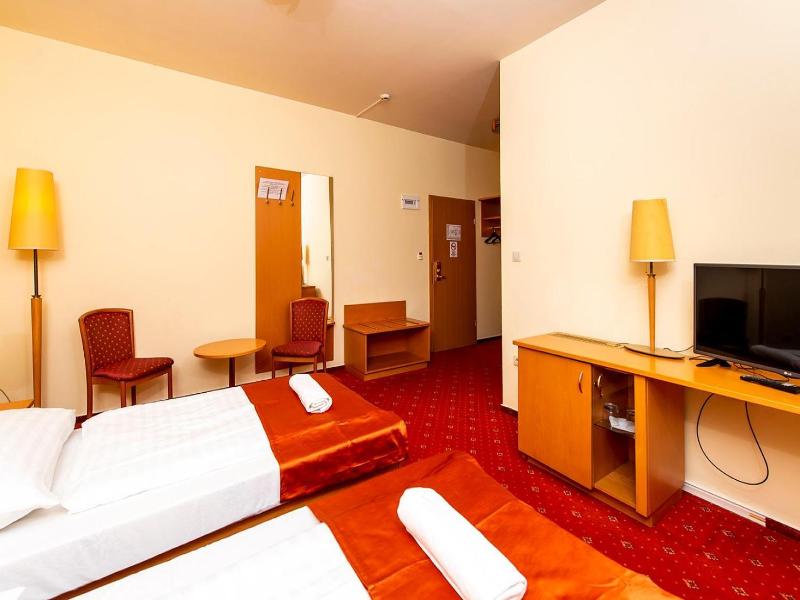 Gastland M0 Hotel & Conference Center image
