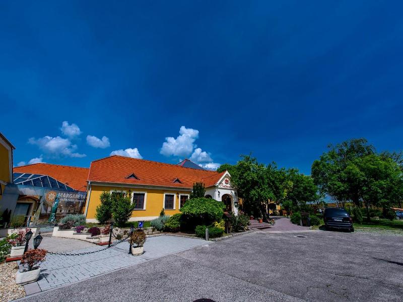 Gastland M0 Hotel & Conference Center image