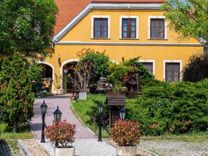 Gastland M0 Hotel & Conference Center image
