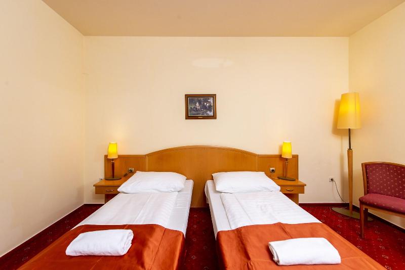 Gastland M0 Hotel & Conference Center image