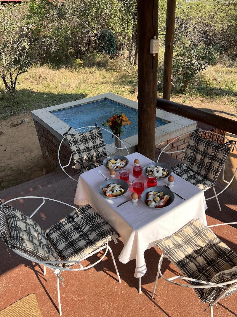 Manzini Swazi King Chalets image