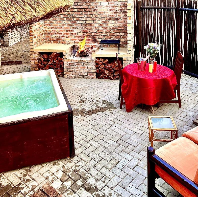 Manzini Swazi King Chalets image