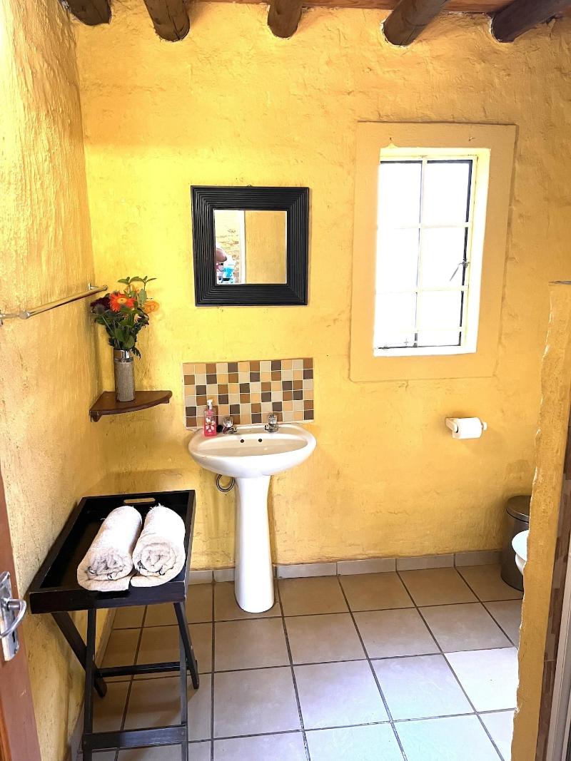 Manzini Swazi King Chalets image