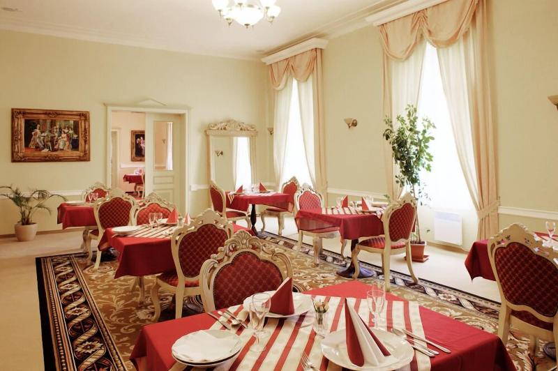 Chateau KynÅ¡perk image