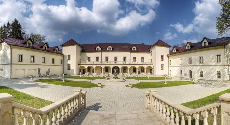 Chateau KynÅ¡perk image