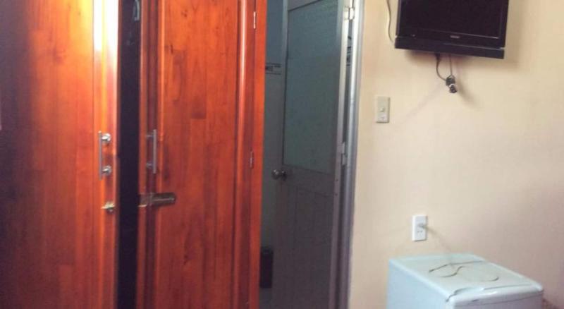 Phuong Hang Guesthouse image