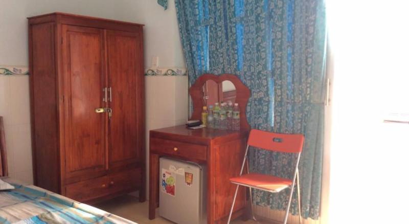 Phuong Hang Guesthouse image