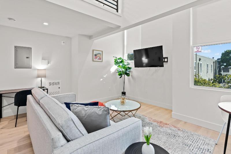 The Addison by Kasa image