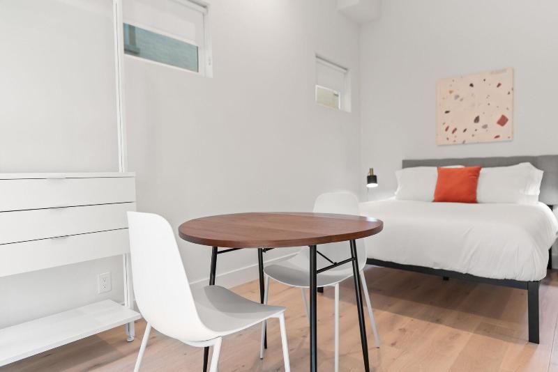 The Addison by Kasa image