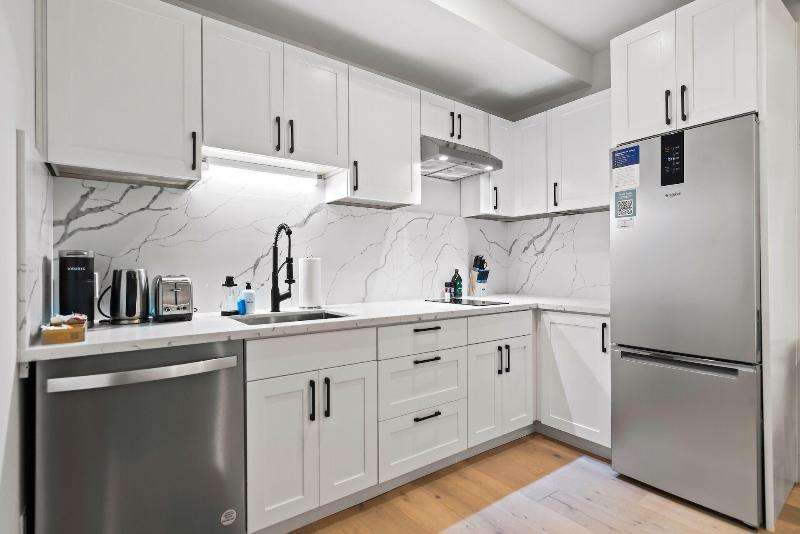 The Addison by Kasa image