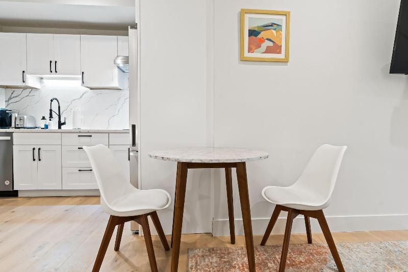 The Addison by Kasa image
