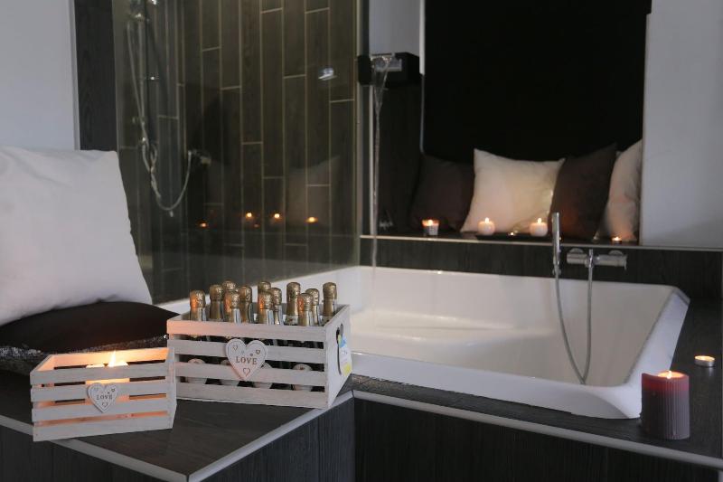 Esposito Plaza - Rooms & Suite image