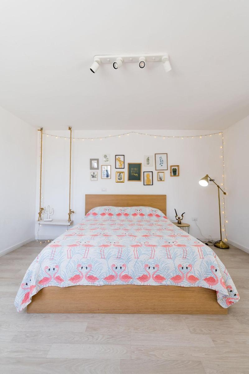 B&B Flamingo image