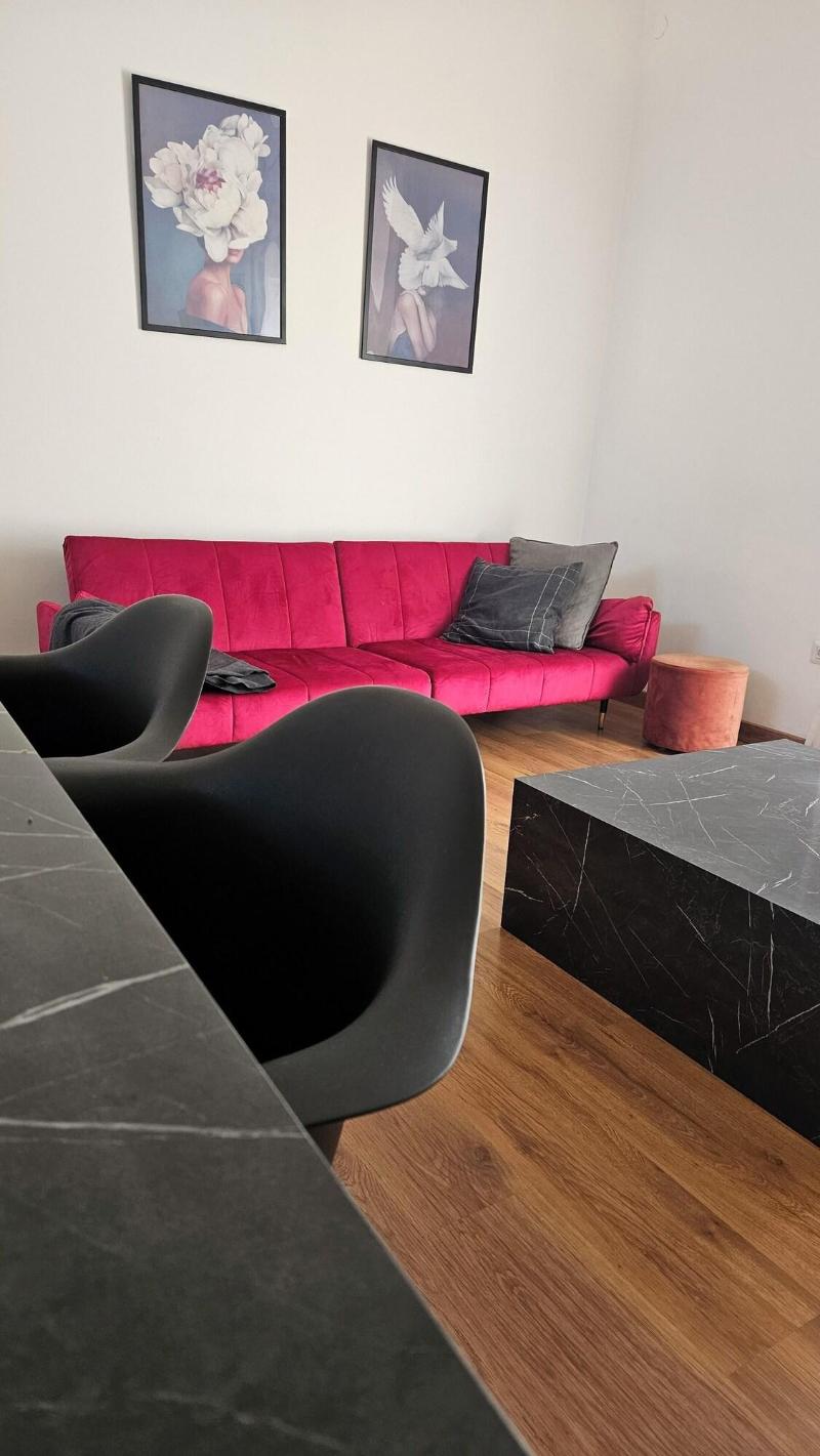 B&B Flamingo image