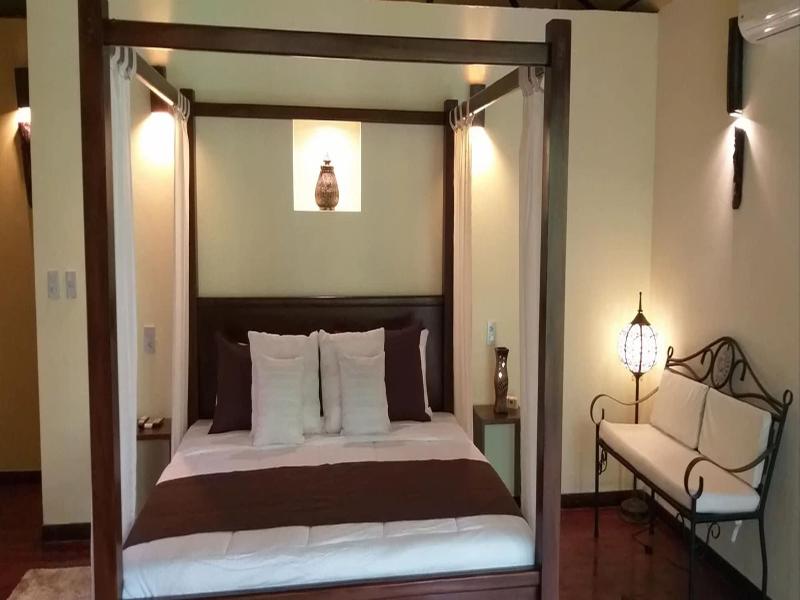Tropical Suites & Villas image