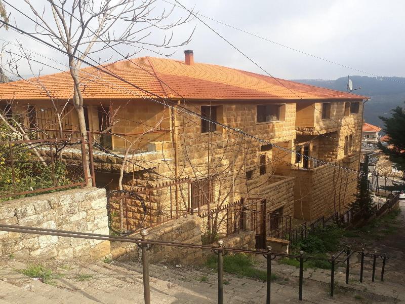 Suiteness Deir El Qamar image