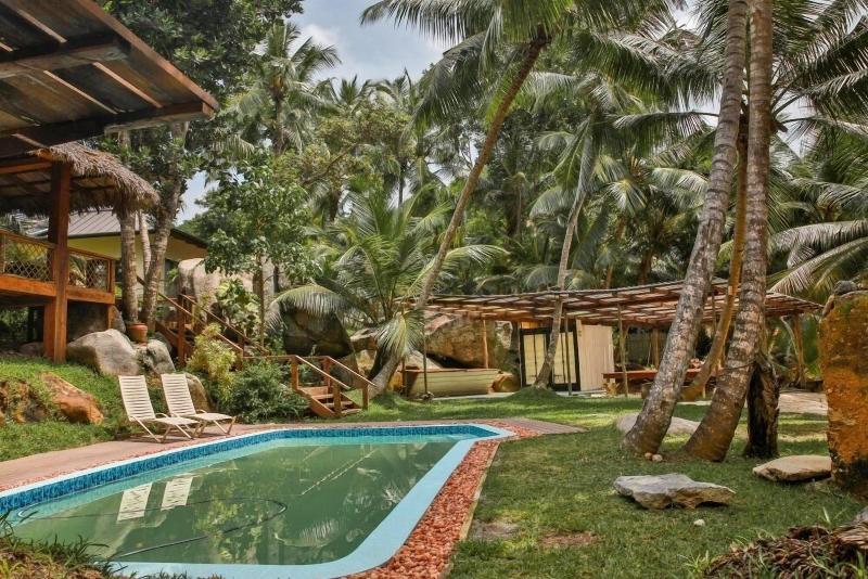 Domaine Desaubin Luxury Villas image