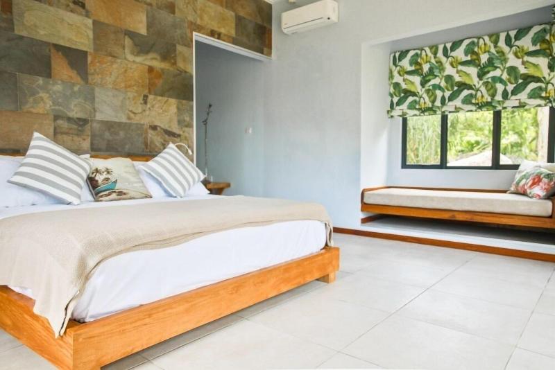Domaine Desaubin Luxury Villas image