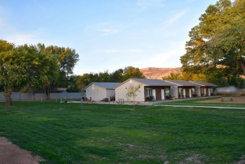 Zion's Camp and Cottages image