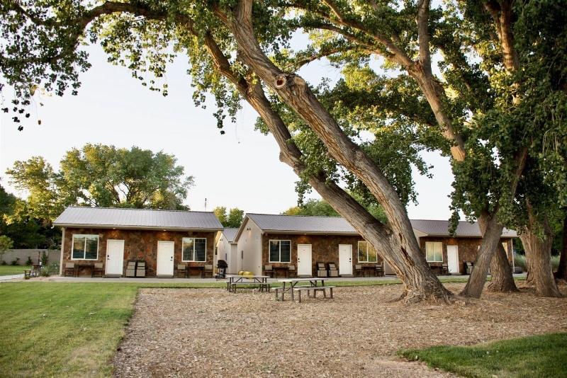 Zion's Camp and Cottages image
