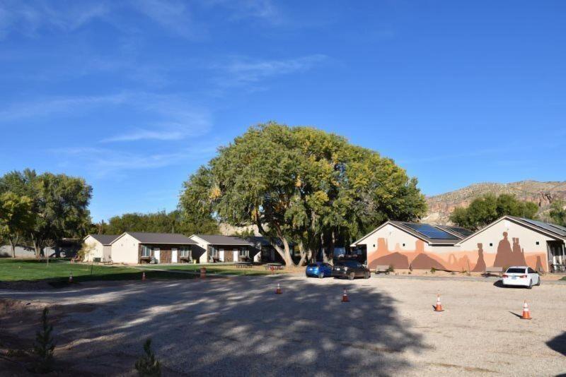 Zion's Camp and Cottages image