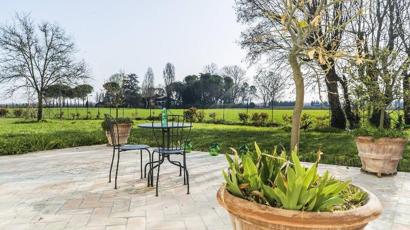 Villa Archi image