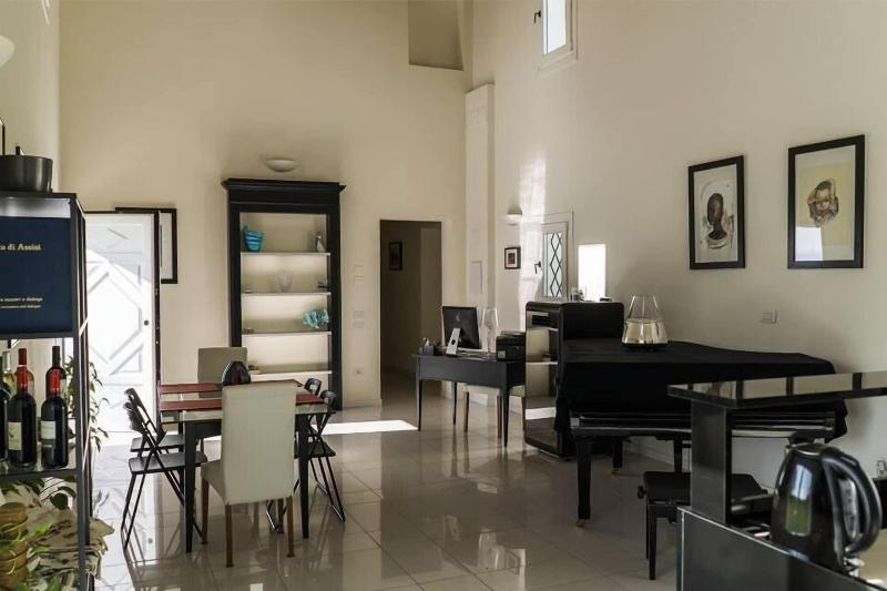Villa Archi image