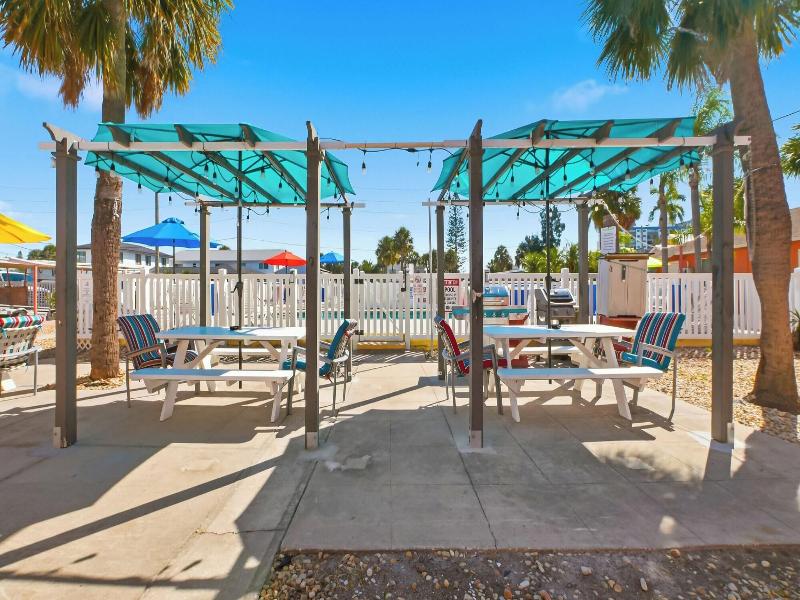 Bella Sirena Inn image