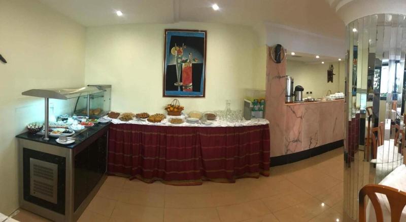 Hotel Yasmine image