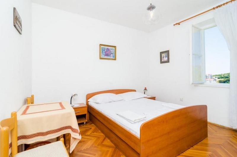 Guest House Mara image