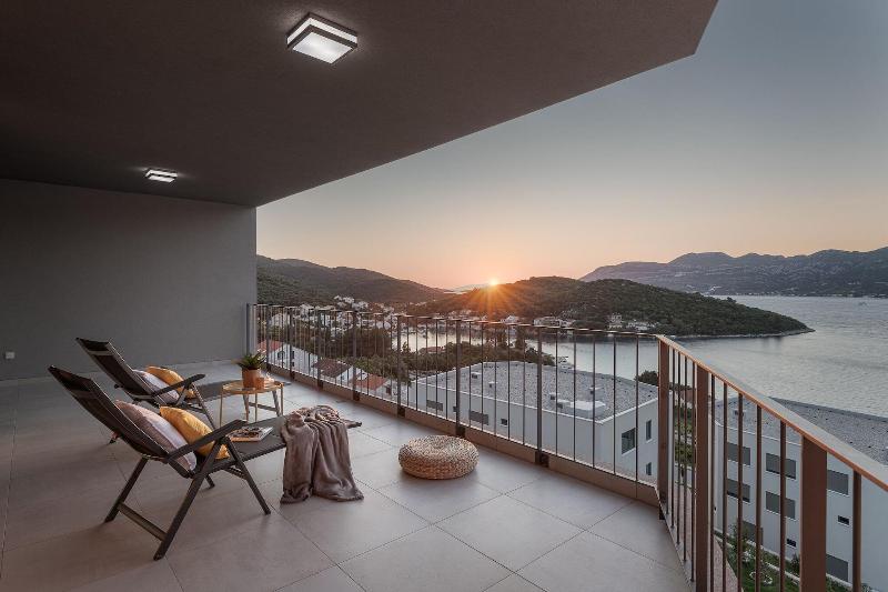 Korcula Hill image
