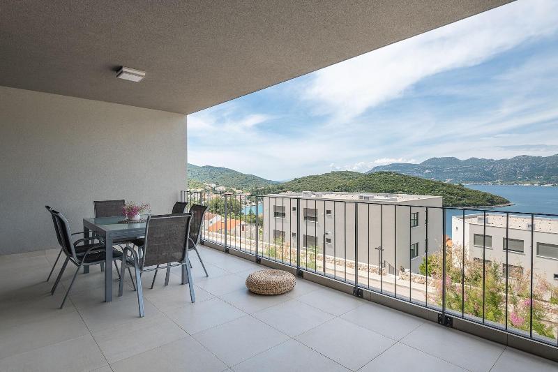 Korcula Hill image