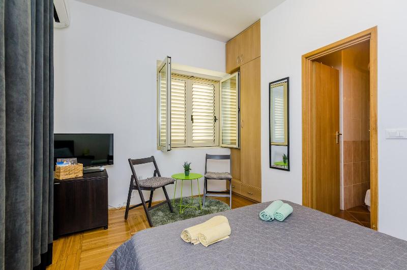 The Point Room image