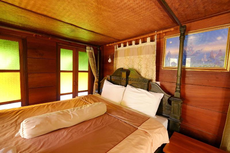 P&P Coffee & Resort Mae Sariang image