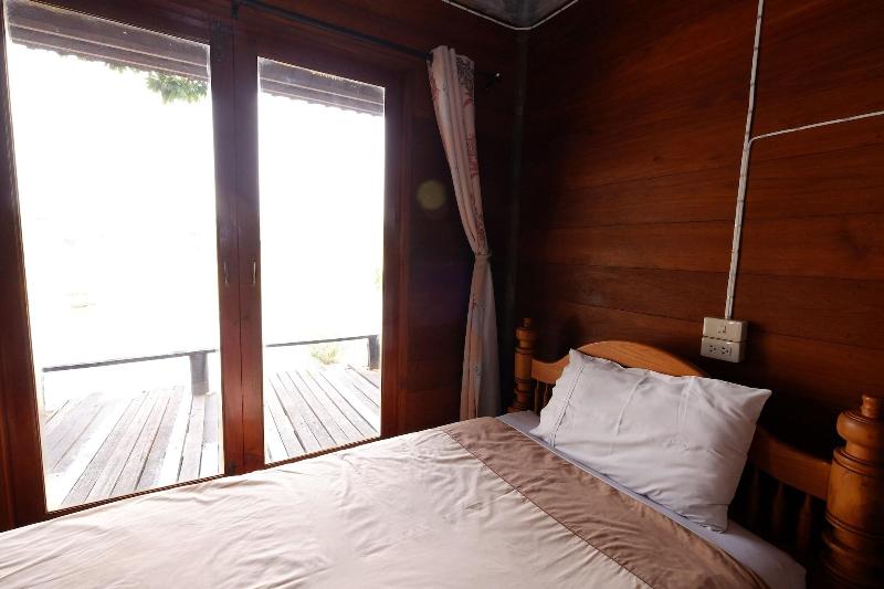 P&P Coffee & Resort Mae Sariang image