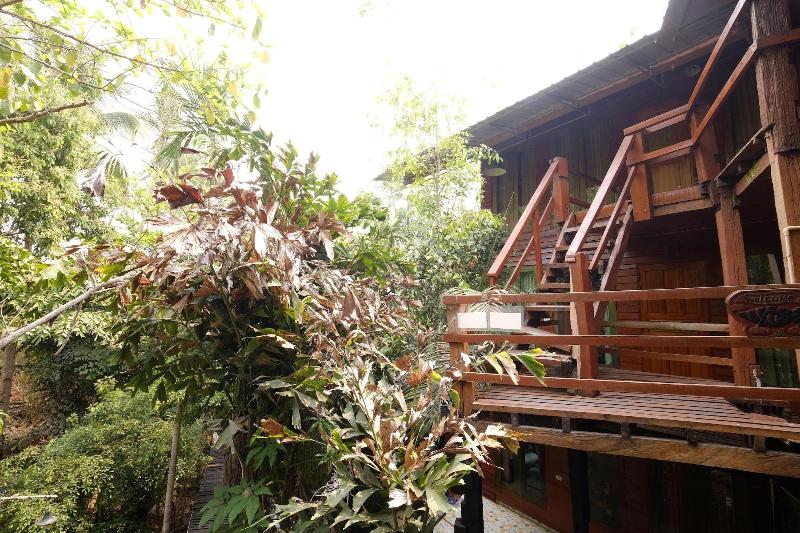 P&P Coffee & Resort Mae Sariang image