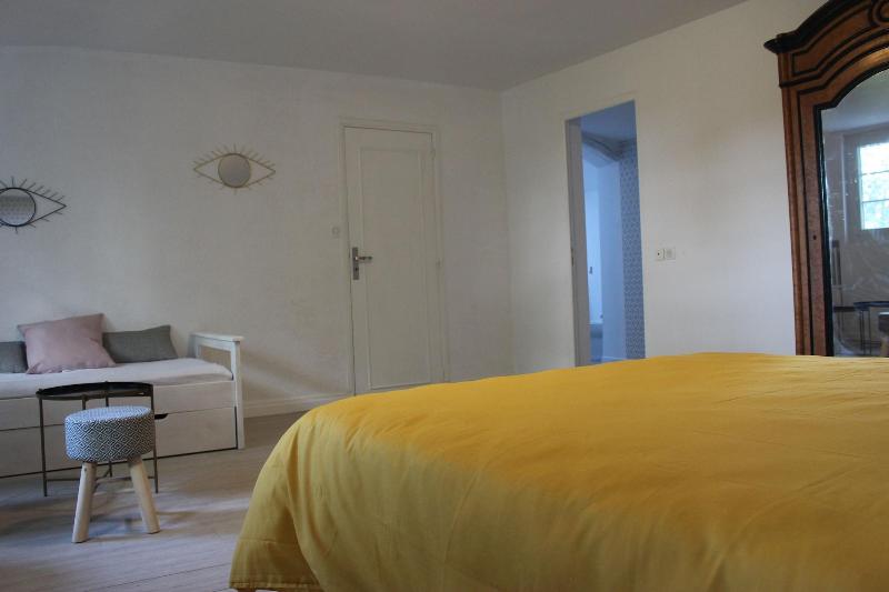Chateau la Loge image