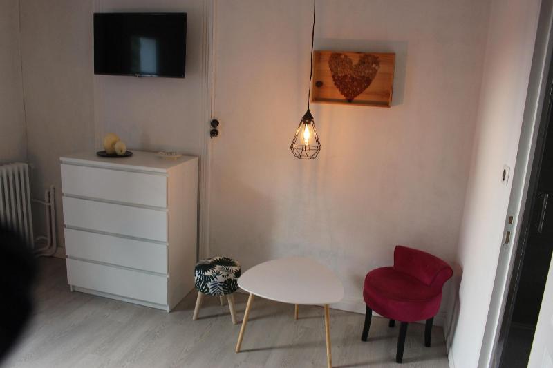 Chateau la Loge image