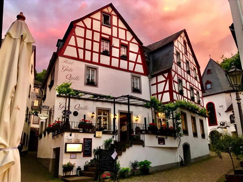 Hotel Gute Quelle image