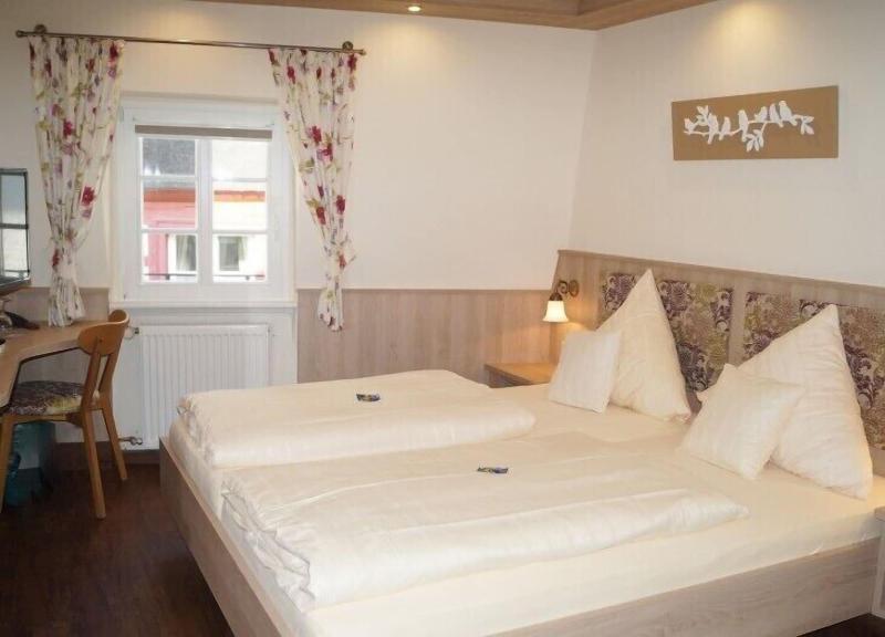Hotel Gute Quelle image