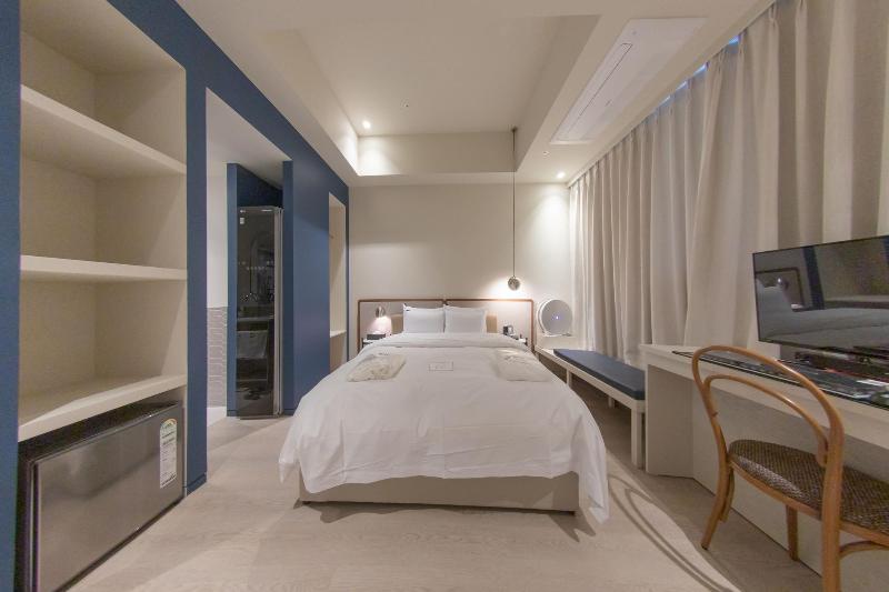 H-Avenue Hotel Soraepogu image
