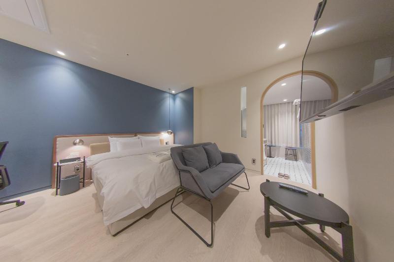 H-Avenue Hotel Soraepogu image