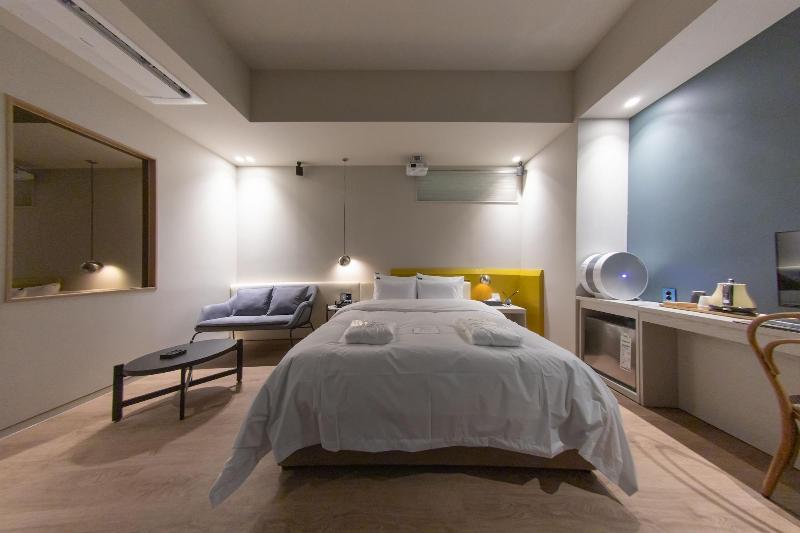 H-Avenue Hotel Soraepogu image