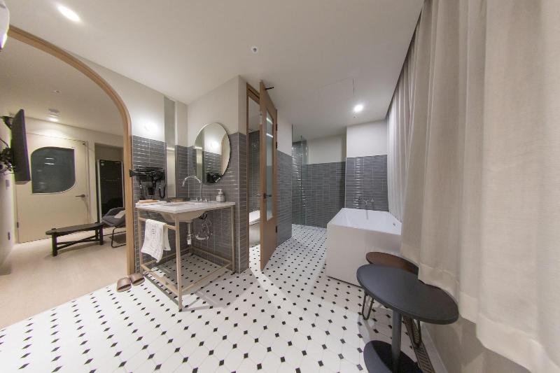 H-Avenue Hotel Soraepogu image