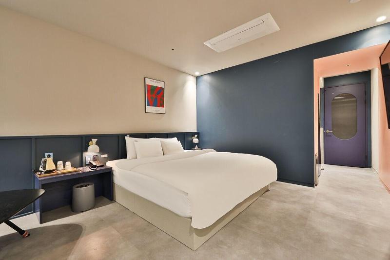 H-Avenue Hotel Soraepogu image