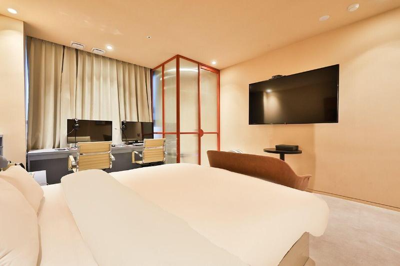 H-Avenue Hotel Soraepogu image