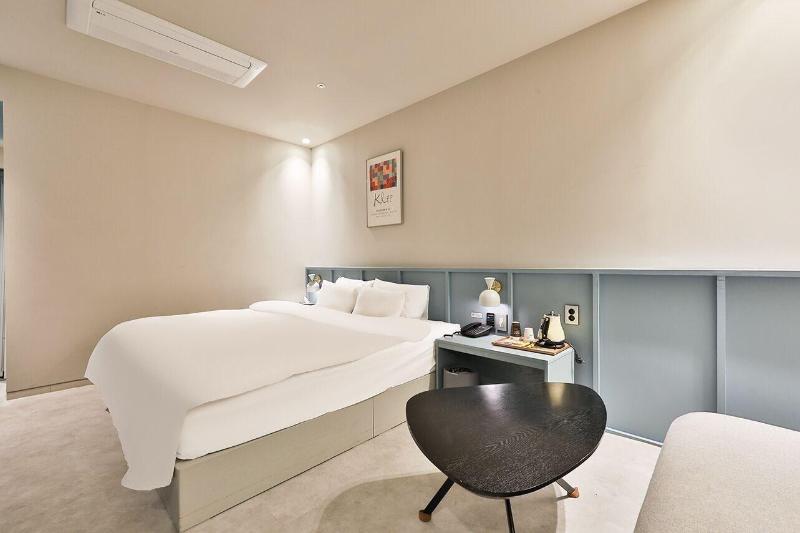 H-Avenue Hotel Soraepogu image